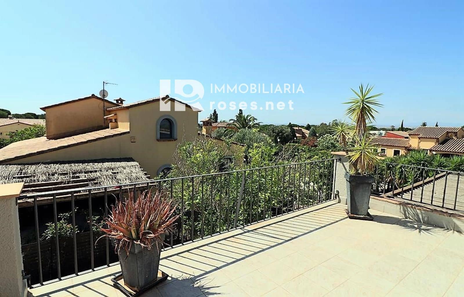 4 sypialnia Willa na sprzedaż w Peralada z basenem garażem - 950 000 € (Ref: 9187208)