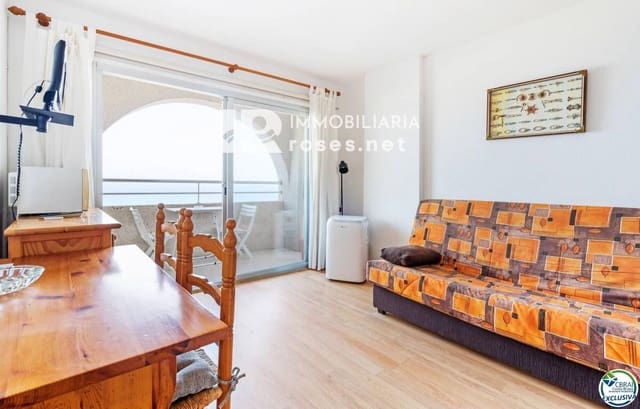 Flat te koop in Empuriabrava, Castelló d'Empúries - € 129.000 (Ref: 9198094)