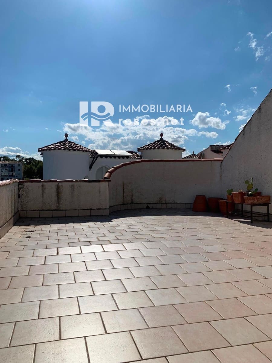 2 sovrum Villa till salu i Empuriabrava - 299 000 € (Ref: 9210398)