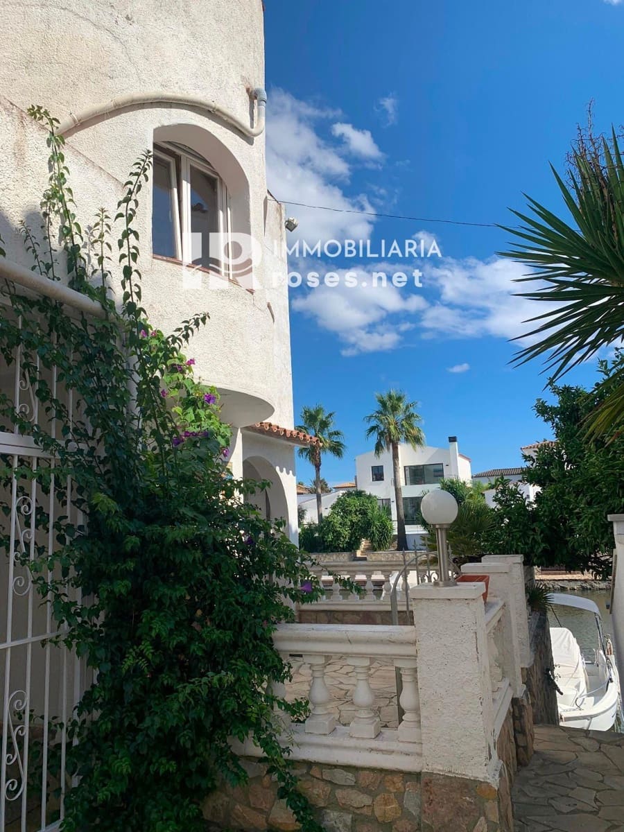 2 sovrum Villa till salu i Empuriabrava - 299 000 € (Ref: 9210398)