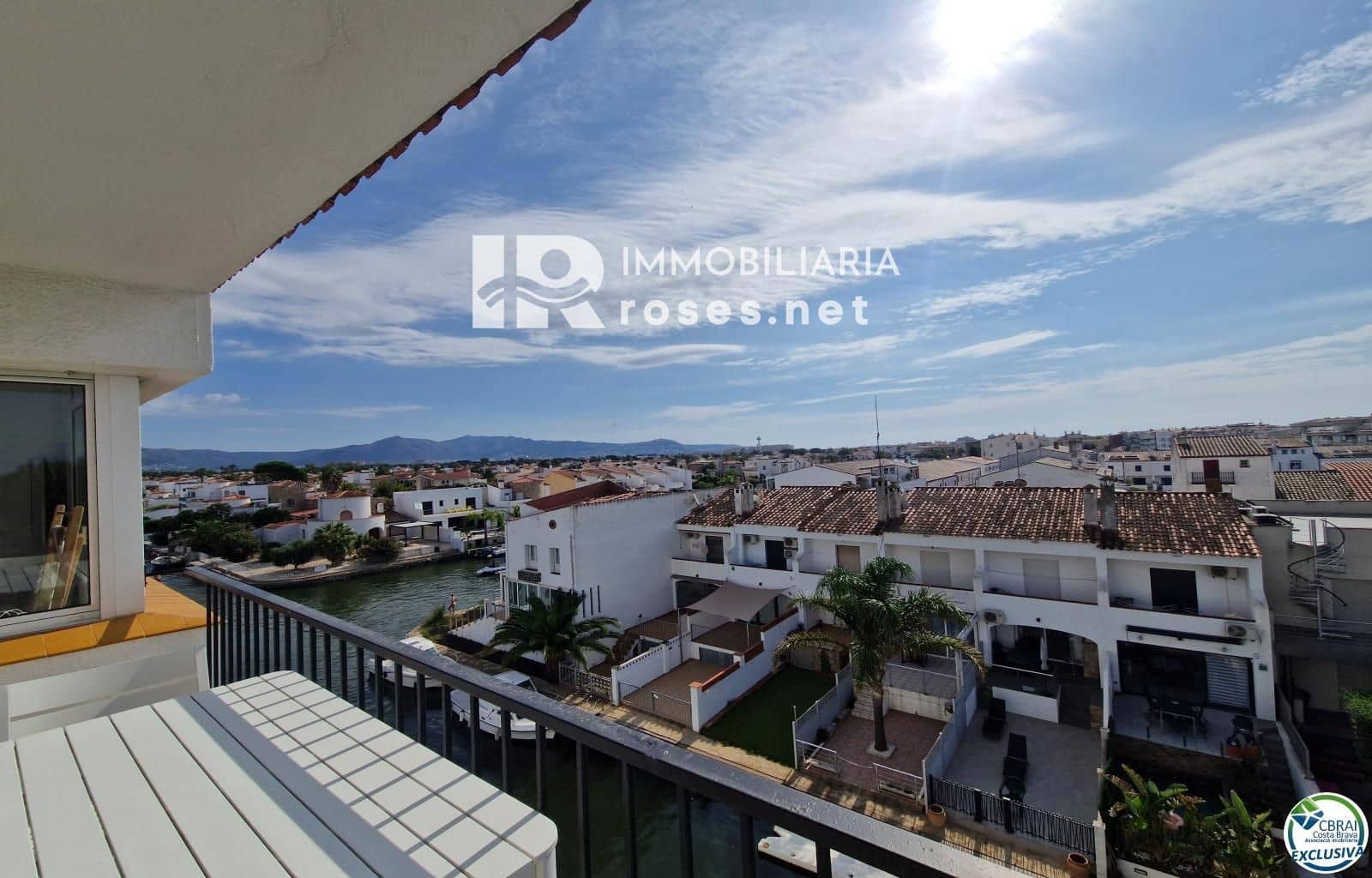 2 slaapkamer Flat te koop in Empuriabrava - € 299.000 (Ref: 9215701)