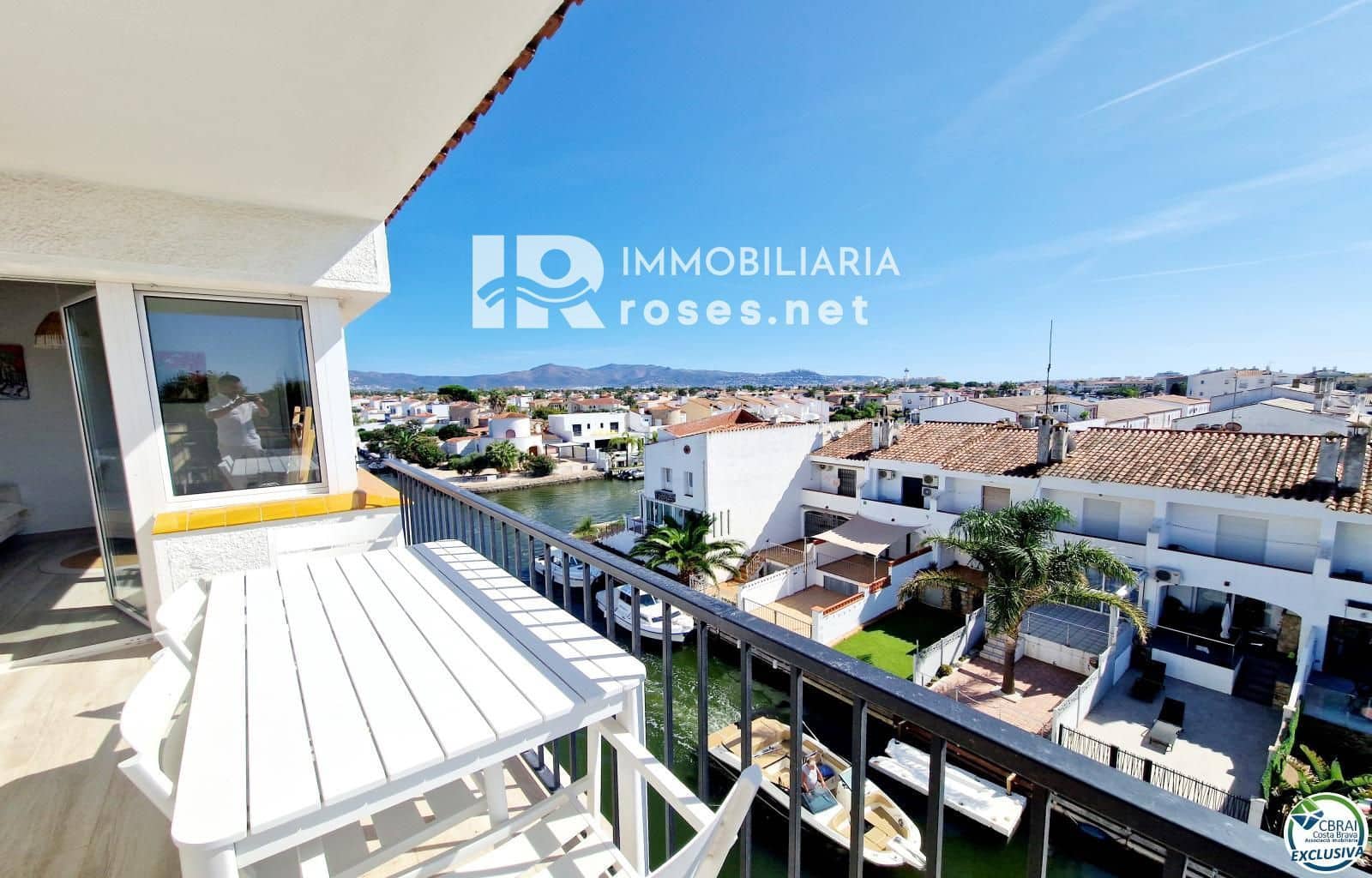 2 slaapkamer Flat te koop in Empuriabrava - € 299.000 (Ref: 9215701)