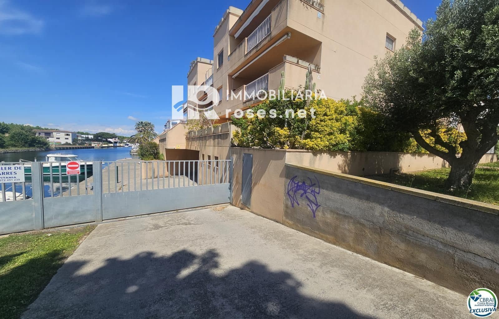 2 soveværelse Lejlighed til salg i Empuriabrava - € 219.000 (Ref: 9227249)