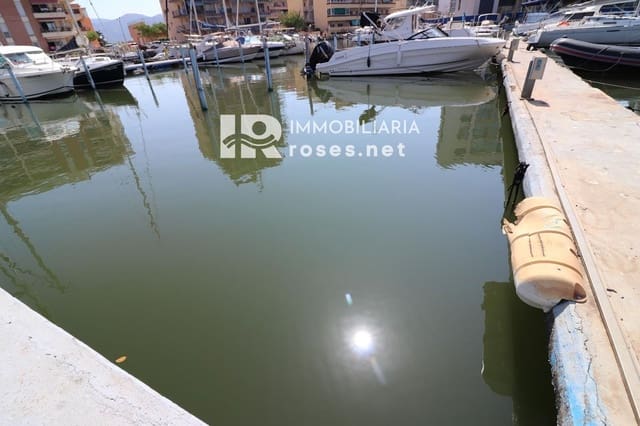 Garage for sale in Santa Margarida, Roses - € 24,000 (Ref: 9240777)