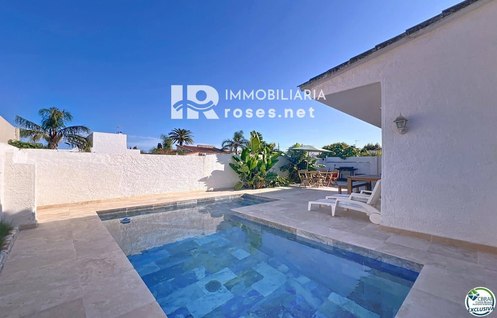 2 sovrum Villa till salu i Empuriabrava med pool garage - 399 500 € (Ref: 9247513)