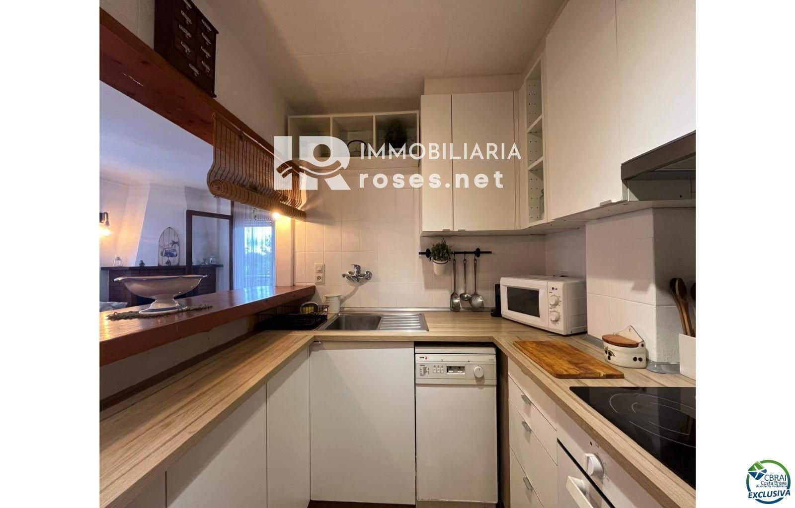 2 bedroom Flat for sale in Empuriabrava - € 180,000 (Ref: 9253743)