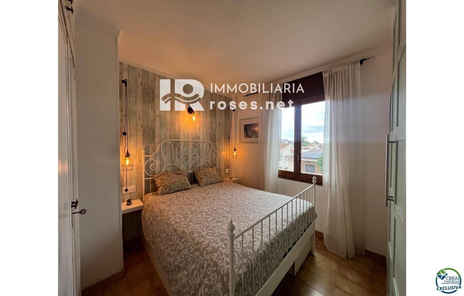 2 bedroom Flat for sale in Empuriabrava - € 180,000 (Ref: 9253743)