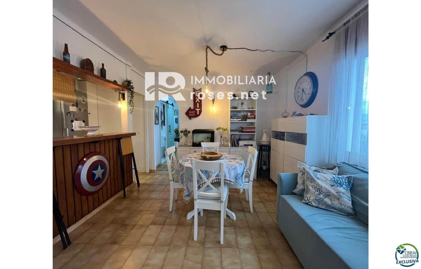 2 bedroom Flat for sale in Empuriabrava - € 180,000 (Ref: 9253743)
