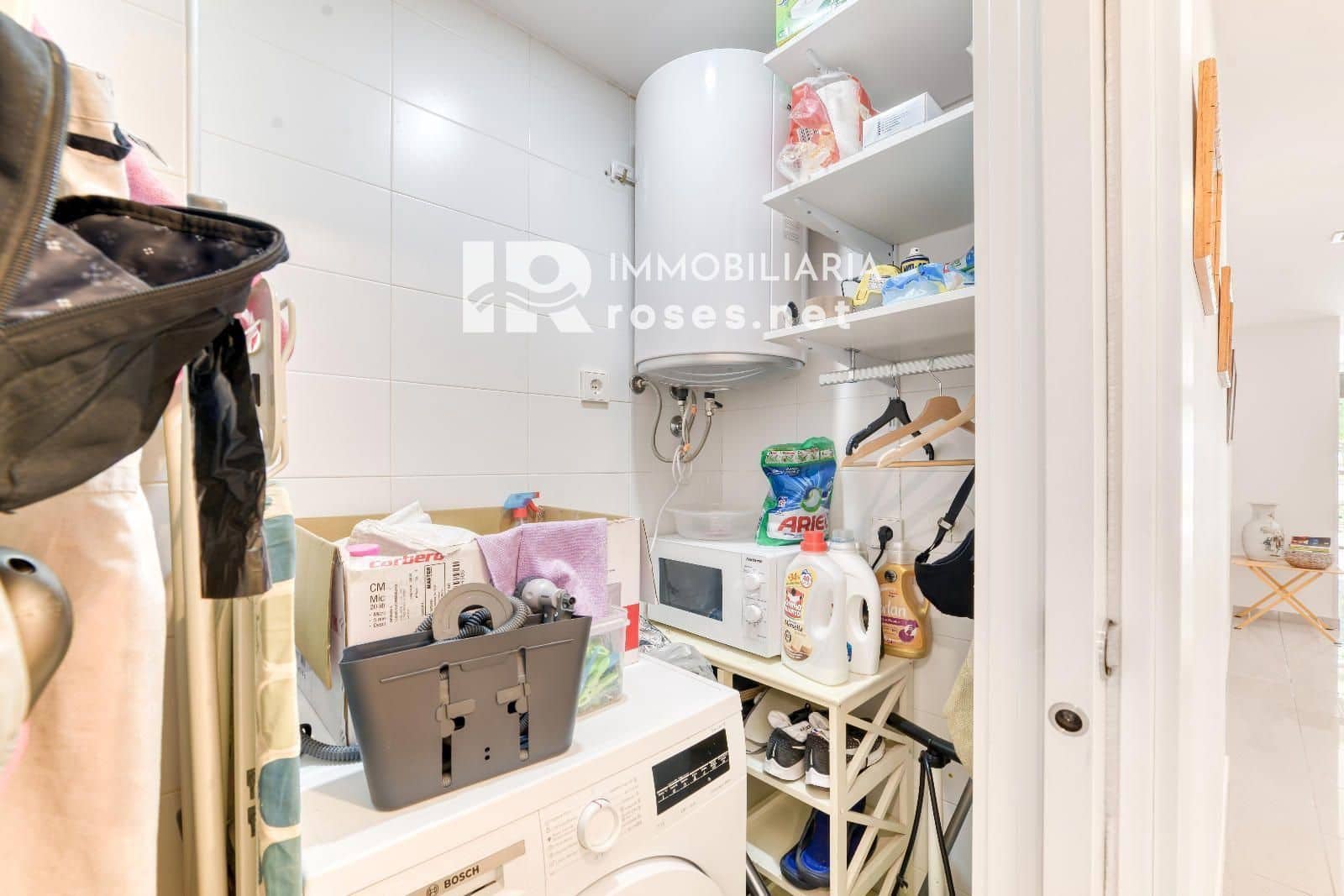 2 slaapkamer Flat te koop in Roses met zwembad - € 480.000 (Ref: 9253744)