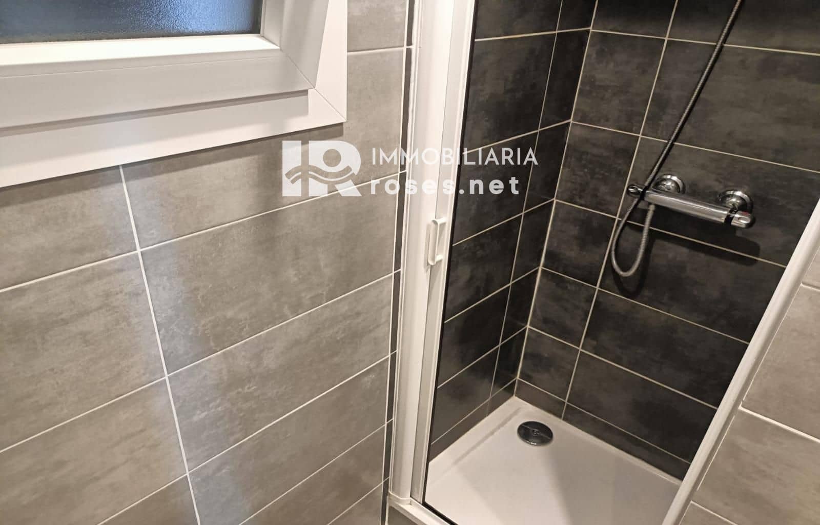 2 sypialnia Mieszkanie na sprzedaż w Roses - 295 000 € (Ref: 9255568)