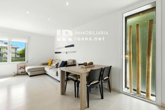 2 sovrum Lägenhet till salu i Empuriabrava, Castelló d'Empúries med pool - 225 000 € (Ref: 9264806)