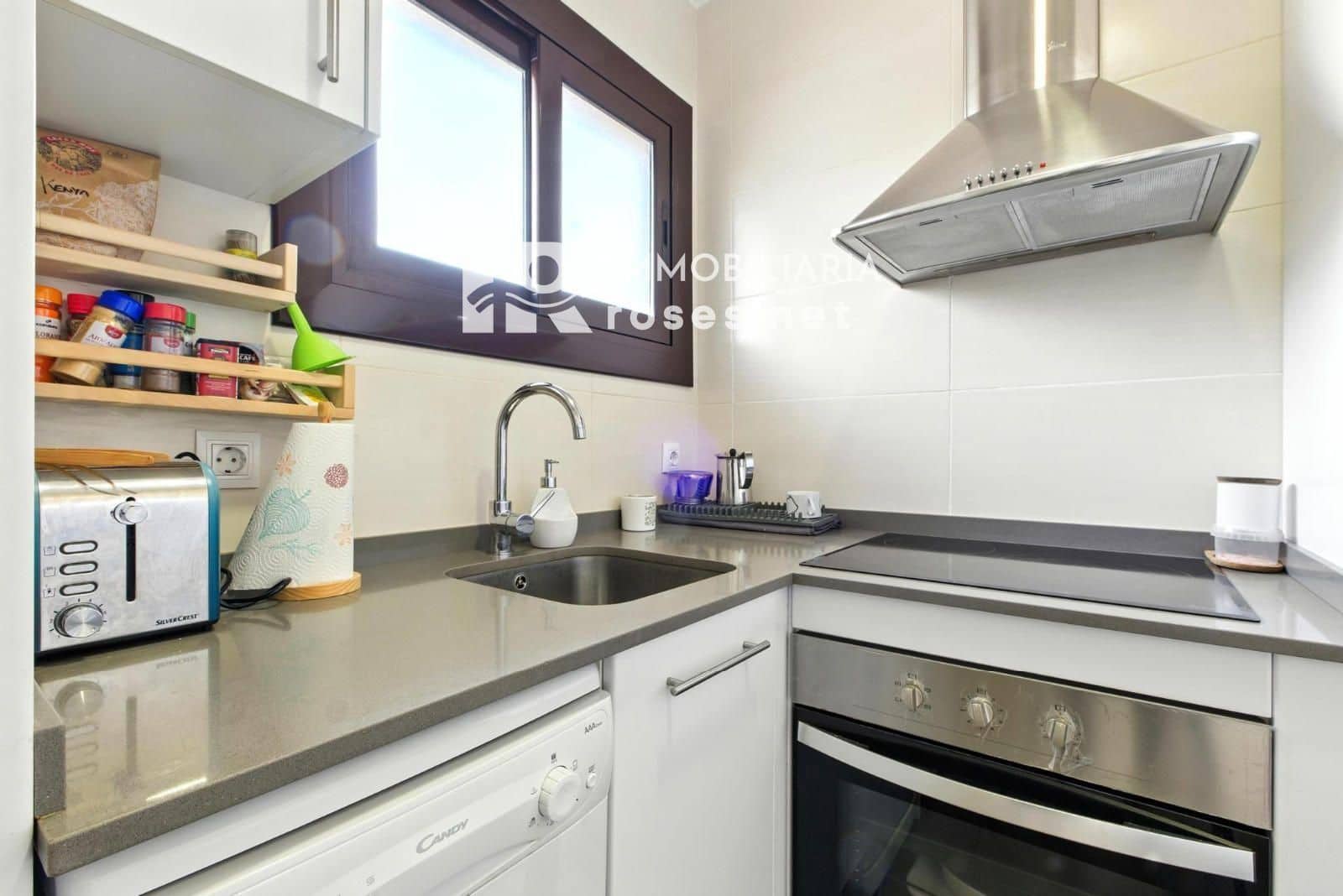 2 sovrum Lägenhet till salu i Empuriabrava med pool - 225 000 € (Ref: 9264806)