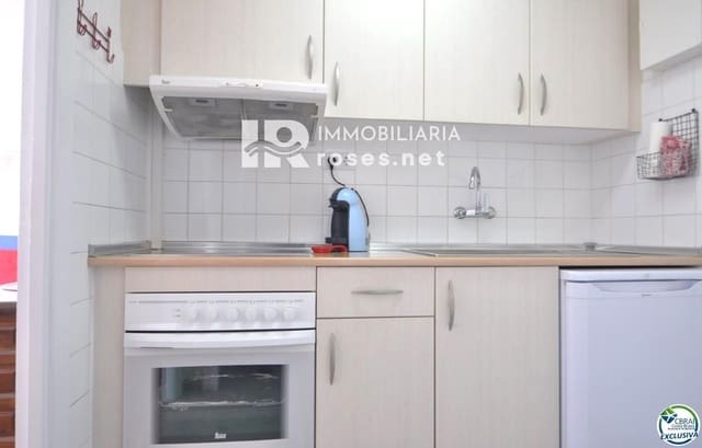 2 soveværelse Lejlighed til salg i Santa Margarida, Roses med swimmingpool - € 255.000 (Ref: 9272901)