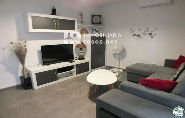 2 slaapkamer Flat te koop in Santa Margarida, Roses - € 215.000 (Ref: 9285690)