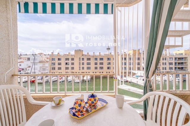 2 slaapkamer Flat te koop in Empuriabrava, Castelló d'Empúries - € 270.000 (Ref: 9285691)