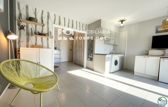 Piso en L'Estartit, Torroella de Montgrí en venta - 145.000 € (Ref: 9311397)