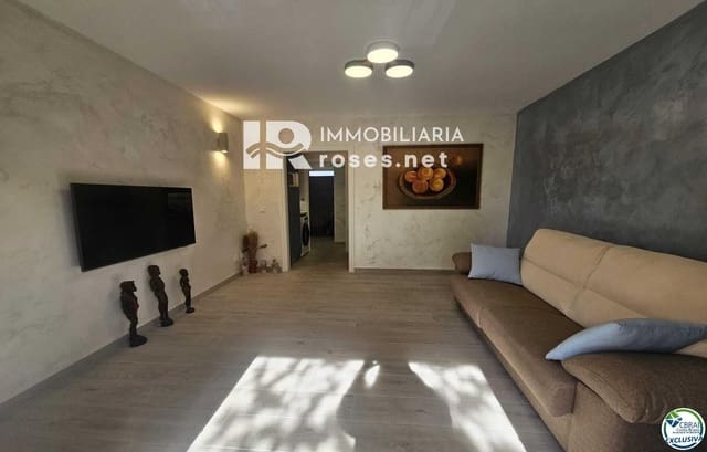 1 slaapkamer Flat te koop in Empuriabrava, Castelló d'Empúries - € 147.000 (Ref: 9311398)