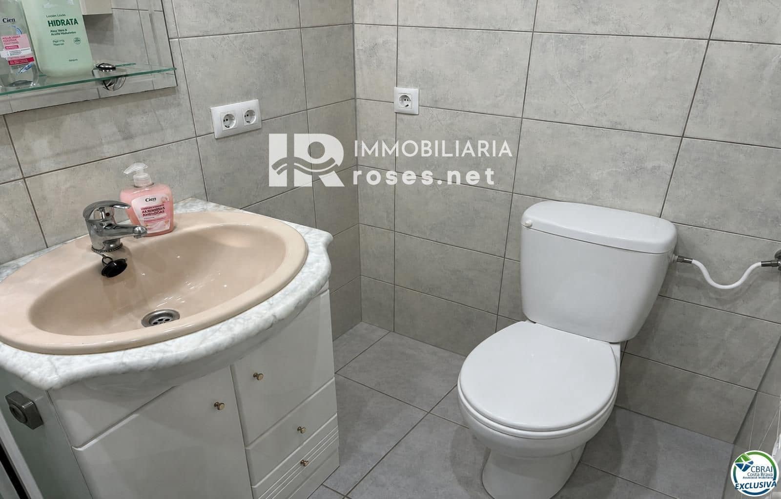 1 sovrum Lägenhet till salu i Empuriabrava - 145 000 € (Ref: 9311398)