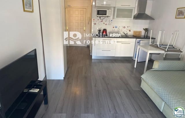 Flat te koop in Empuriabrava, Castelló d'Empúries - € 85.000 (Ref: 9314660)