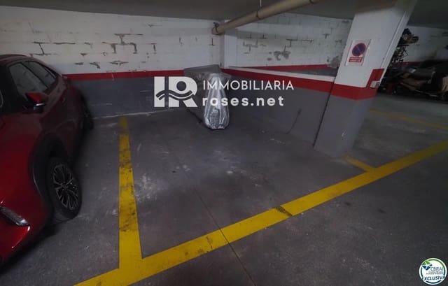 Garage for sale in Roses - € 27,000 (Ref: 9314661)