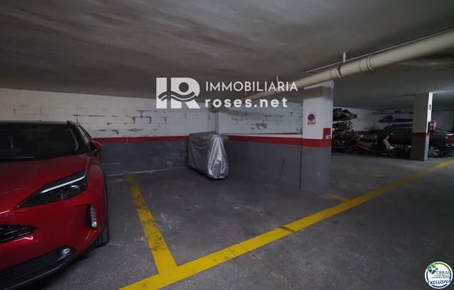 Garage for sale in Roses - € 27,000 (Ref: 9314661)