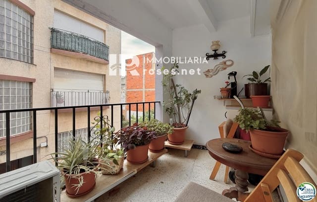 Piso de 2 habitaciones en Roses en venta - 190.000 € (Ref: 9314662)