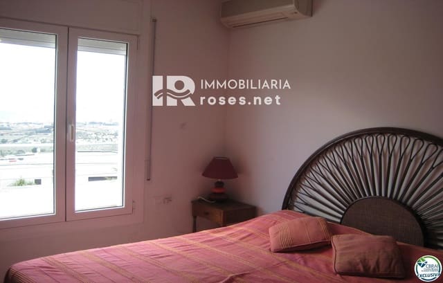 3 makuuhuone Huvila myytävänä paikassa El Mas Fumats, Roses mukana uima-altaan 
autotalli - 549 000 € (Ref: 9318142)