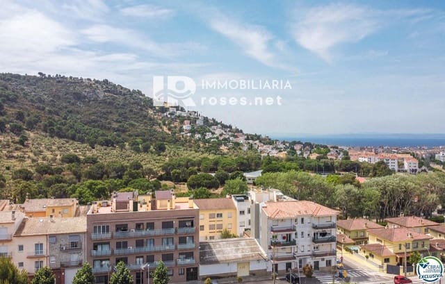 3 slaapkamer Flat te koop in Roses - € 257.000 (Ref: 9328640)