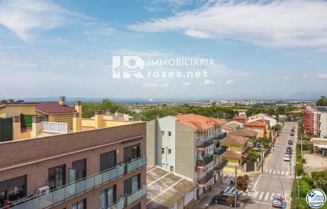 3 slaapkamer Flat te koop in Roses - € 257.000 (Ref: 9328640)