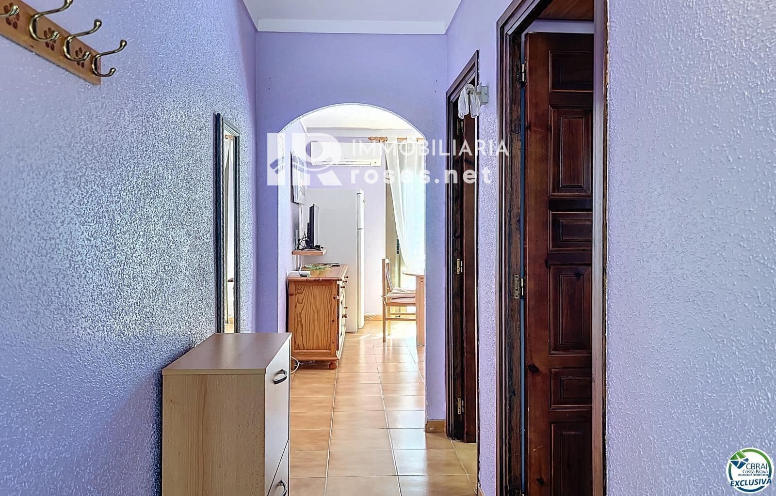 1 slaapkamer Flat te koop in Roses met zwembad - € 144.000 (Ref: 9331061)