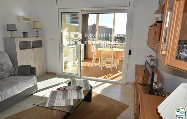 Piso de 2 habitaciones en Santa Margarida, Roses en venta - 265.000 € (Ref: 9335496)
