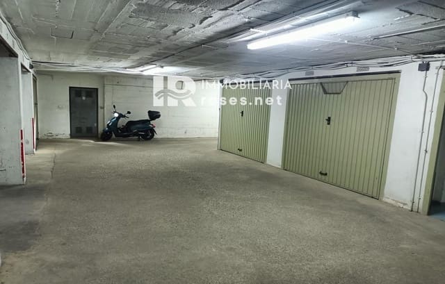 Garage for sale in Roses - € 49,000 (Ref: 9347881)