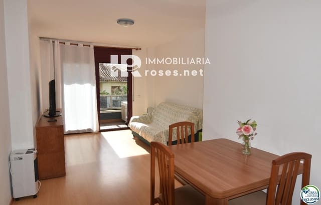 2 bedroom Flat for sale in Santa Margarida, Roses - € 220,000 (Ref: 9357532)