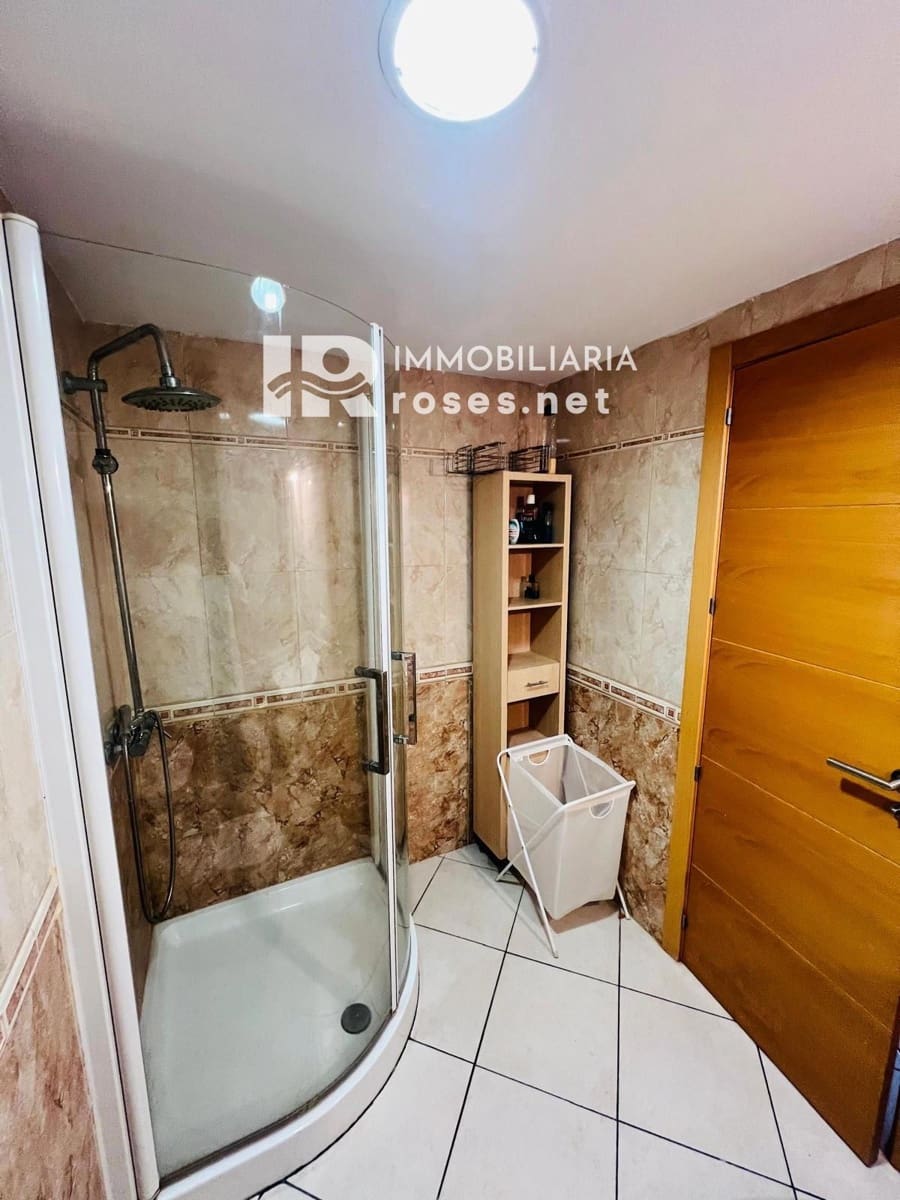 4 Zimmer Wohnung zu verkaufen in Roses - 199.900 € (Ref: 9362851)