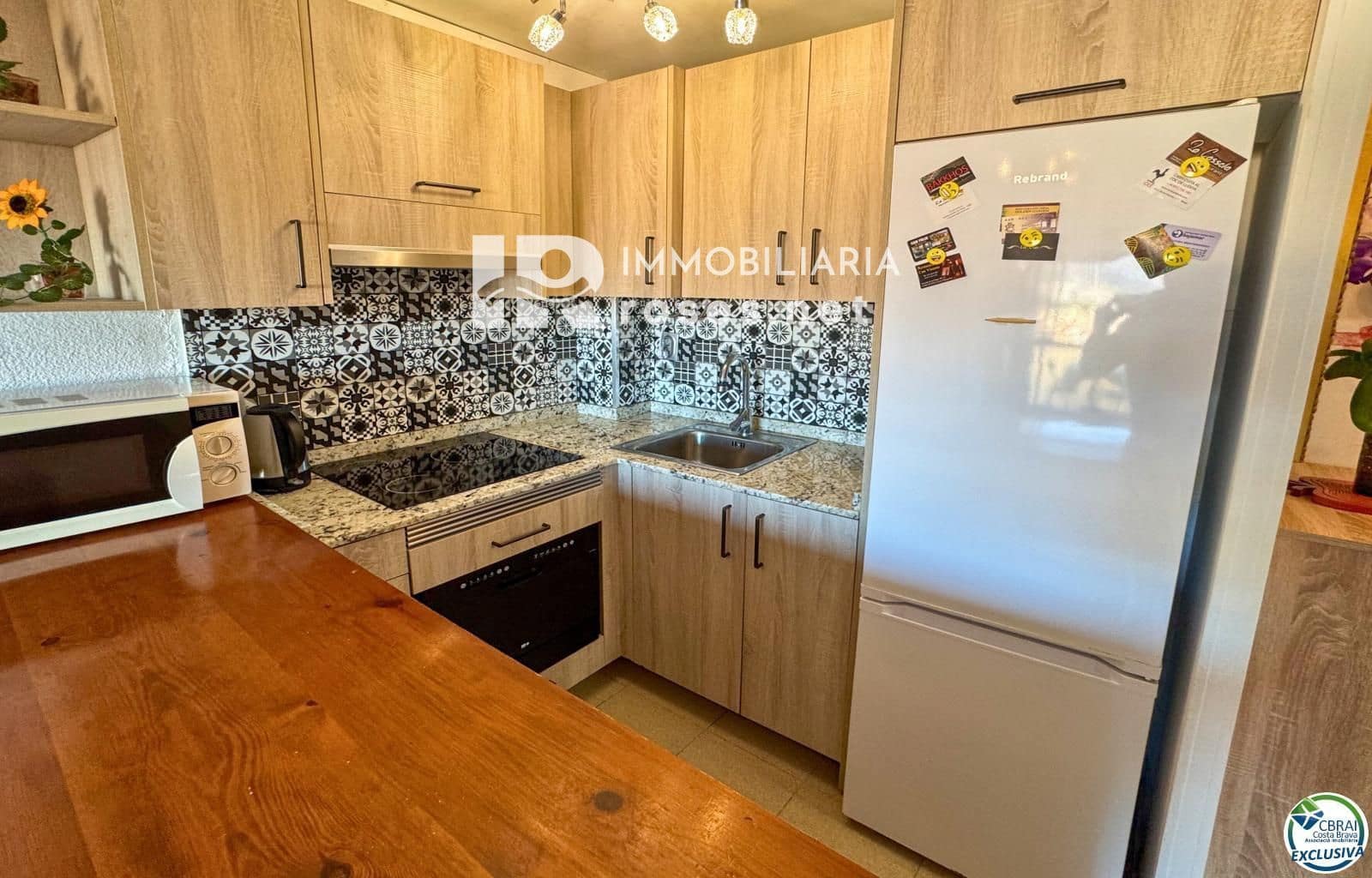 1 bedroom Flat for sale in Roses - € 140,000 (Ref: 9378312)