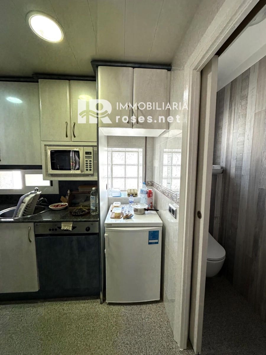 2 bedroom Villa for sale in Roses with pool - € 199,000 (Ref: 9378407)