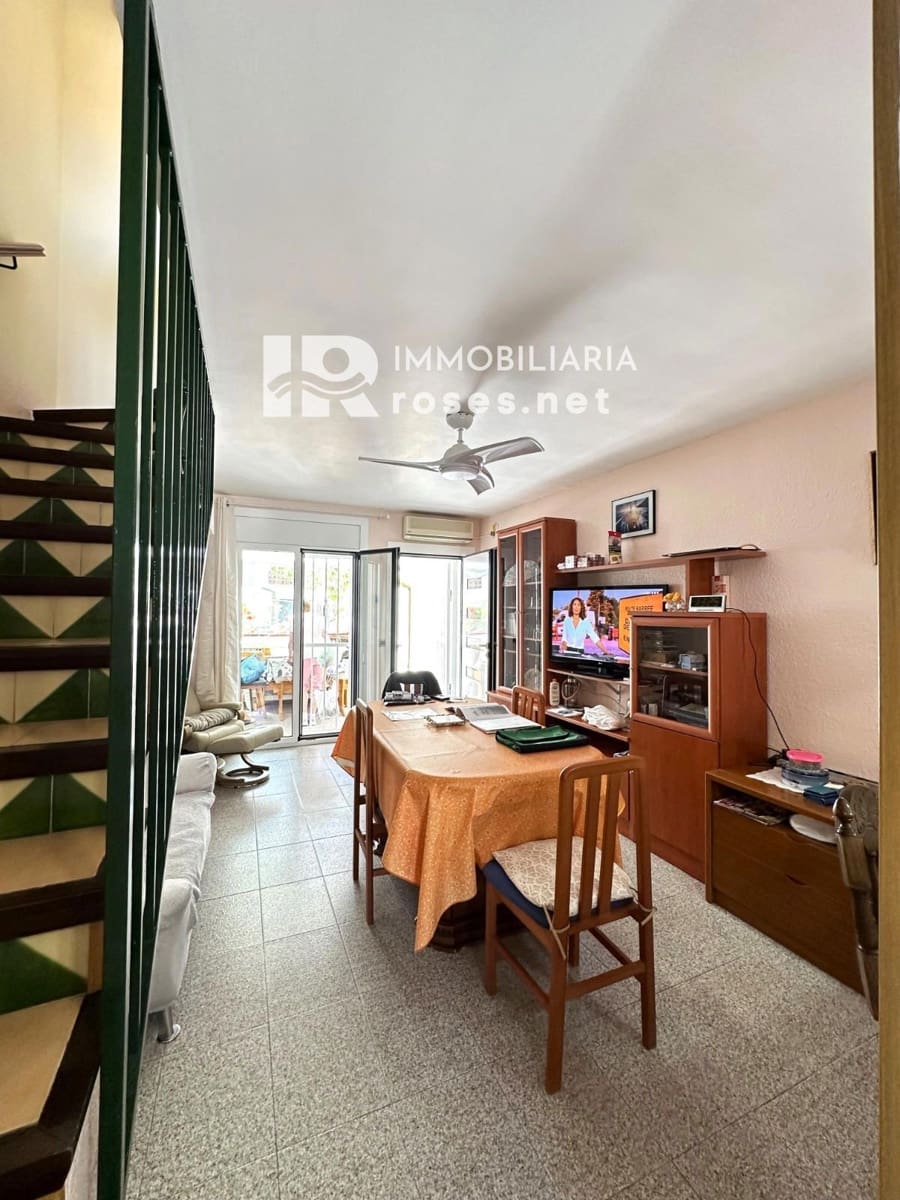 2 bedroom Villa for sale in Roses with pool - € 199,000 (Ref: 9378407)