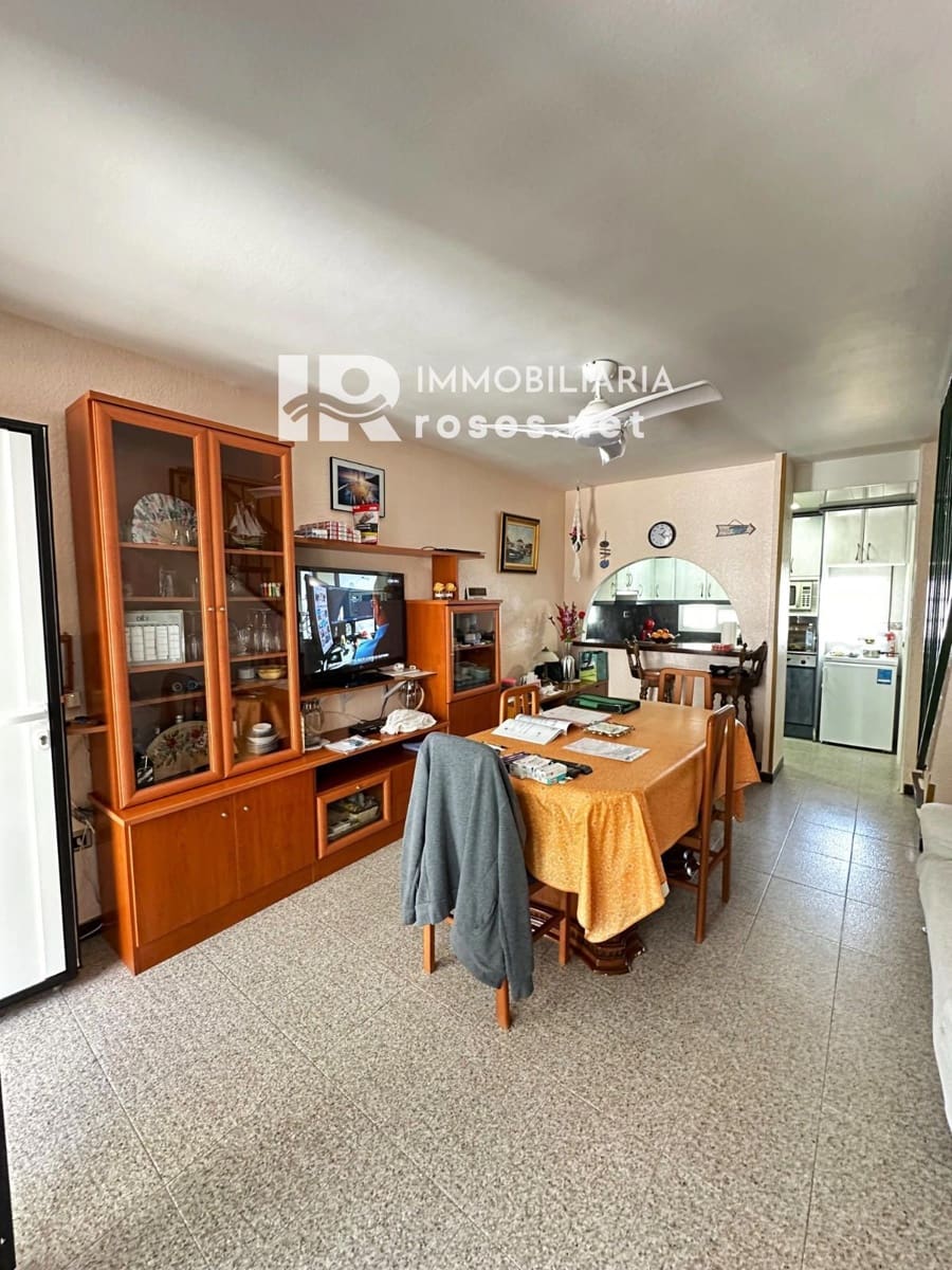 2 bedroom Villa for sale in Roses with pool - € 199,000 (Ref: 9378407)