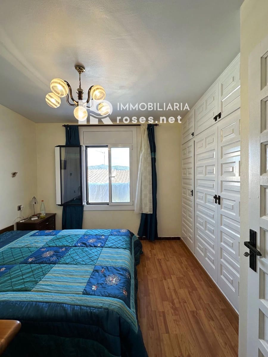 2 bedroom Villa for sale in Roses with pool - € 199,000 (Ref: 9378407)