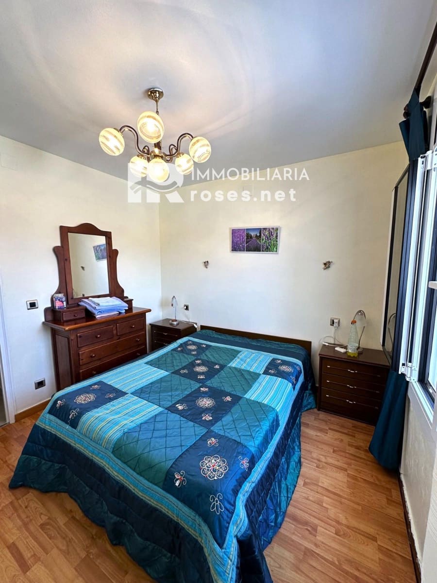 2 bedroom Villa for sale in Roses with pool - € 199,000 (Ref: 9378407)