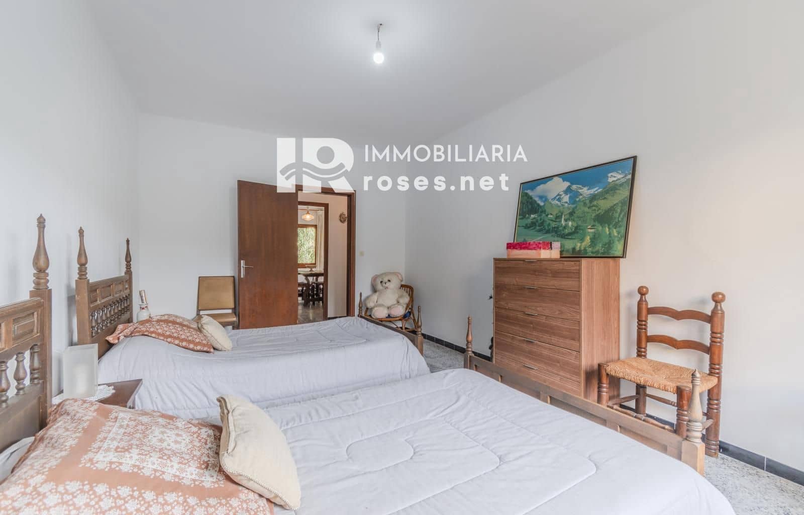 4 slaapkamer Villa te koop in Sant Llorenc de la Muga met garage - € 385.000 (Ref: 9379533)