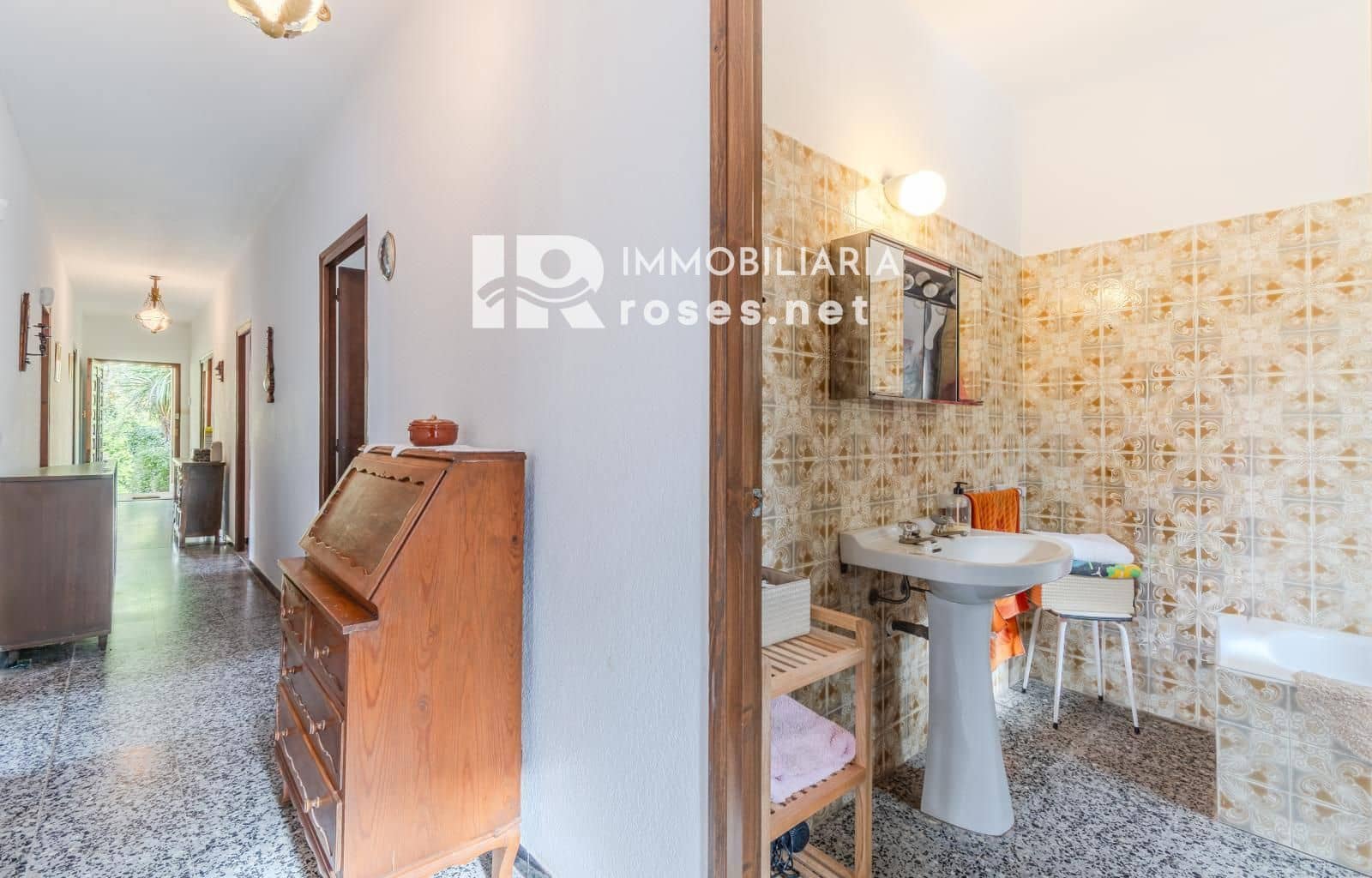 4 slaapkamer Villa te koop in Sant Llorenc de la Muga met garage - € 385.000 (Ref: 9379533)