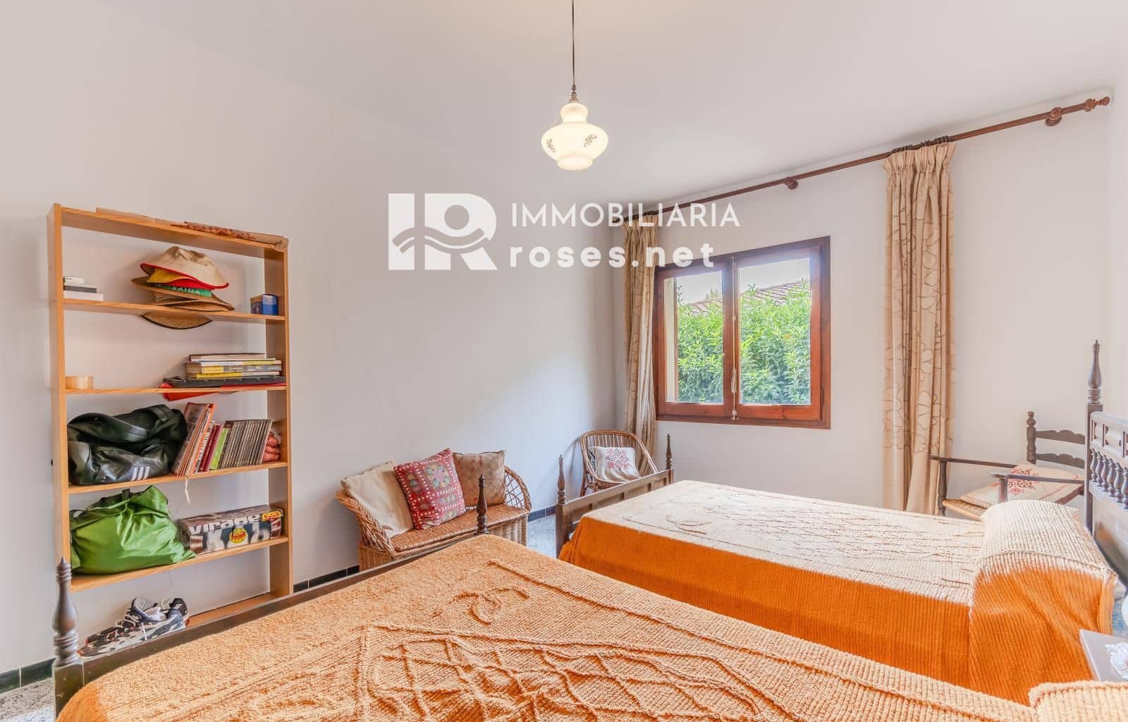 4 slaapkamer Villa te koop in Sant Llorenc de la Muga met garage - € 385.000 (Ref: 9379533)