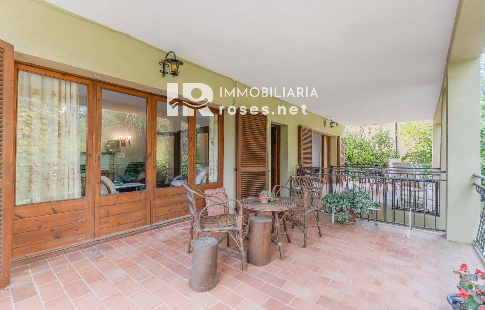 4 slaapkamer Villa te koop in Sant Llorenc de la Muga met garage - € 385.000 (Ref: 9379533)