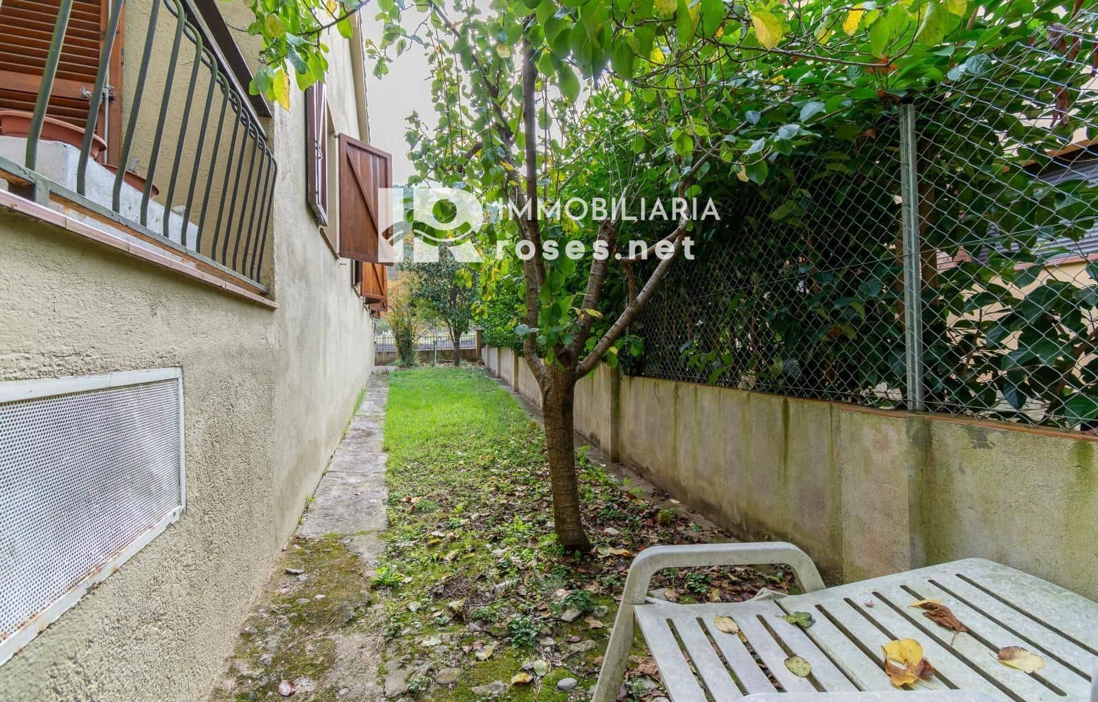 4 slaapkamer Villa te koop in Sant Llorenc de la Muga met garage - € 385.000 (Ref: 9379533)