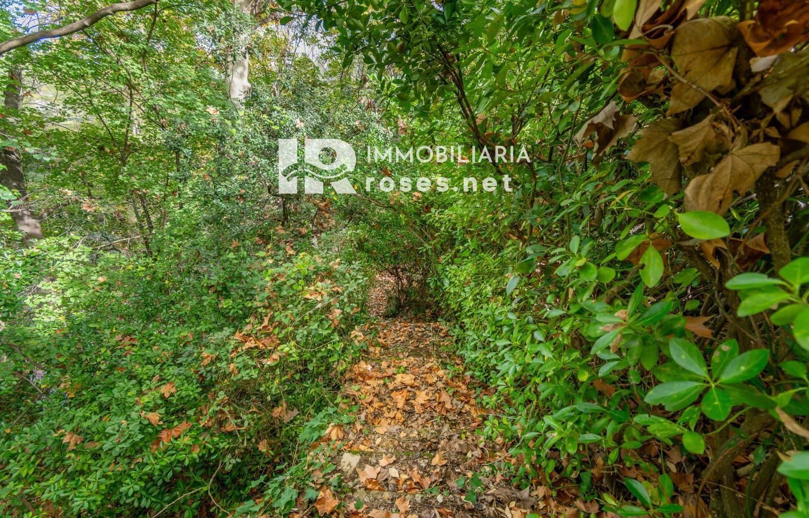 4 slaapkamer Villa te koop in Sant Llorenc de la Muga met garage - € 385.000 (Ref: 9379533)