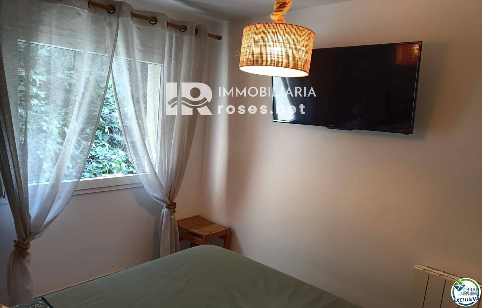 2 bedroom Flat for sale in Roses - € 249,000 (Ref: 9386015)
