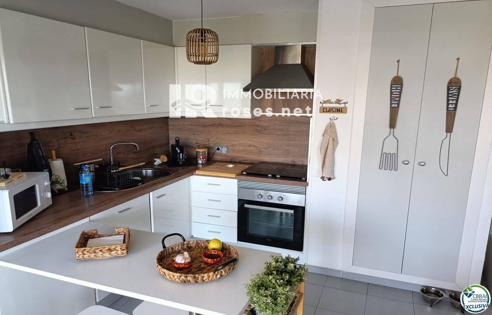 2 bedroom Flat for sale in Roses - € 249,000 (Ref: 9386015)