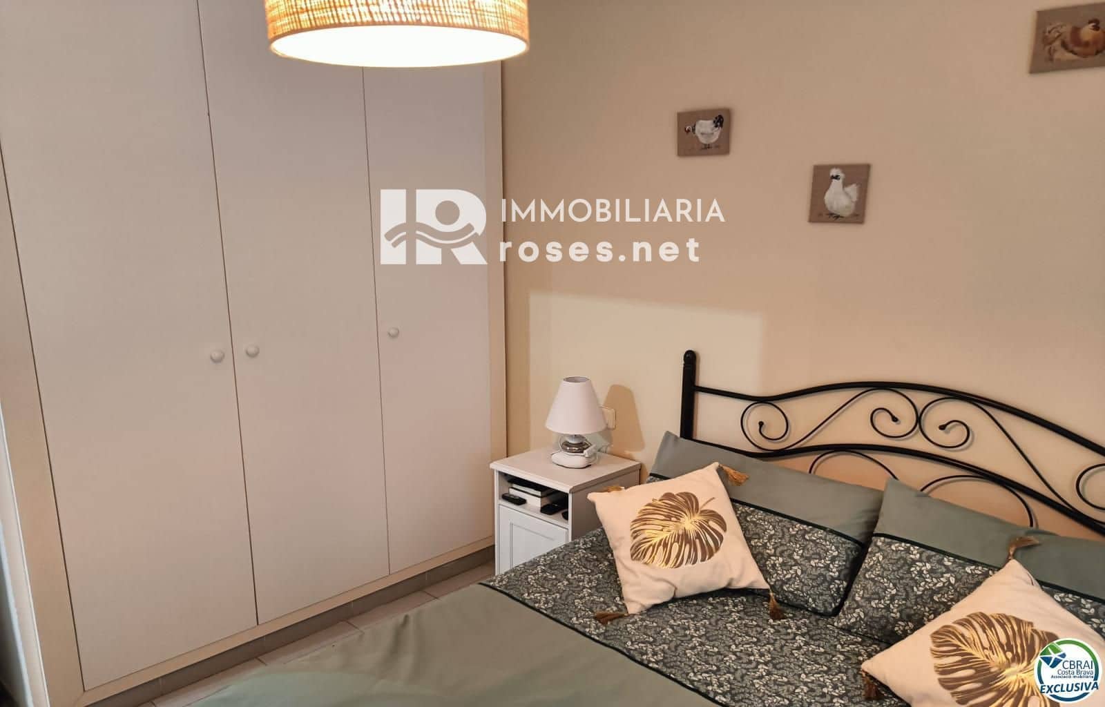 2 bedroom Flat for sale in Roses - € 249,000 (Ref: 9386015)