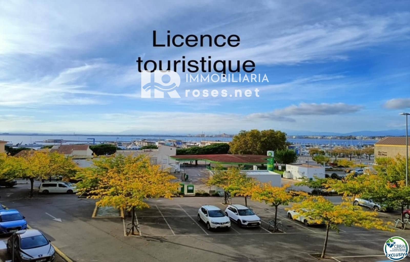 2 bedroom Flat for sale in Roses - € 249,000 (Ref: 9386015)